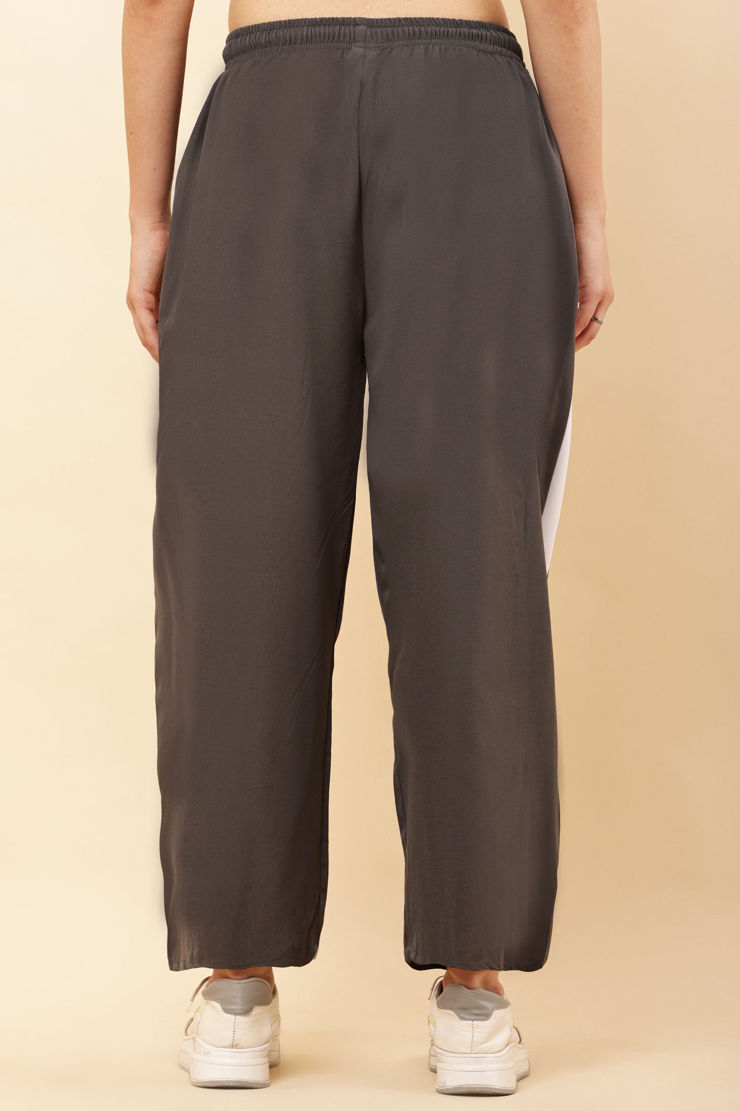 Women Solid Black Track Pants