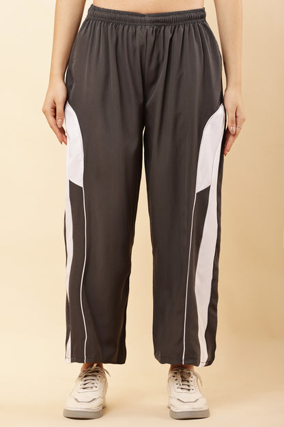Women Solid Black Track Pants